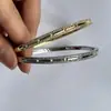 Pulsera de Zirconia con Diamantes Completos de Lujo Ligero y Gama Alta Pulsera de Aliento de Bebé de Nicho Sin Decoloración Pulsera Tarjeta Messi Exquisita y Generosa