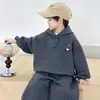 Ropa de Invierno para Niños Set Acolchado de Oso Línea de Vuelo con Capucha Estilo Coreano Conjunto de Dos Piezas Guapo Moderno Genial para Niños Pequeños y Niños Pequeños