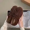 Sandálias Birkenstock Retrô de Solado Grosso para Mulheres 2026 Novo Estilo Sapatos Femininos com Cadarço Versátil Casual Sapatos Canguru Mocassins