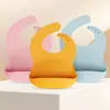 Babero Impermeable para Bebé Babero Infantil para Comer Silicona Ultra-Suave Babero de Alimentación Babero para Salivación Infantil Artefacto Anti-Suciedad para Niños