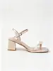 Sandalias de tiras con perlas satinadas y tacón grueso, con punta cuadrada y diseño de una sola tira, adecuadas para ropa de noche, zapatos de dama de honor y para combinar con vestidos formales o tacones altos.