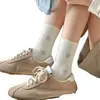 Meias Femininas de Cano Médio Estrela de Cinco Pontas Outono e Inverno, Meias Estrela Estilo Coreano, Design Moderno e Fashion, Meias de Cano Alto Estilo Japonês Primavera e Outono