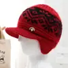 Gorro de invierno para mujer, mujer mayor, forrado de polar, cálido, gorro de lana tejido, gorro para mujer de mediana edad y mayor, gorro con orejeras de pico forrado de polar