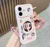 Funda de Teléfono con Soporte de Cartoon Little Jade para Apple 17 Pro Max, iPhone 16 y Huawei con Ventana en Forma de Corazón