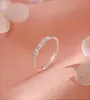 Anillo de Zirconia con Forma de Corazón con Incrustación de Zirconia con Forma de Corazón, Lujo Ligero, Dulce y Delicado, Venta Directa del Fabricante