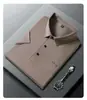 Nueva camiseta de manga corta de seda de hielo sin costuras para hombre, verano, impresa, fina, ligera, de negocios, color liso, polo elástico para hombre