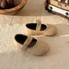 Ins Zapatos pequeños de cuero estilo británico 2026 primavera y otoño nuevos versión coreana para niñas zapatos de princesa bajos zapatos casuales de suela blanda