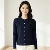 Cárdigan suéter de punto trenzado blanco con cuello redondo para mujer 2026, nuevo estilo otoño/invierno, corte holgado, efecto adelgazante, prenda exterior de punto de manga larga, talla única
