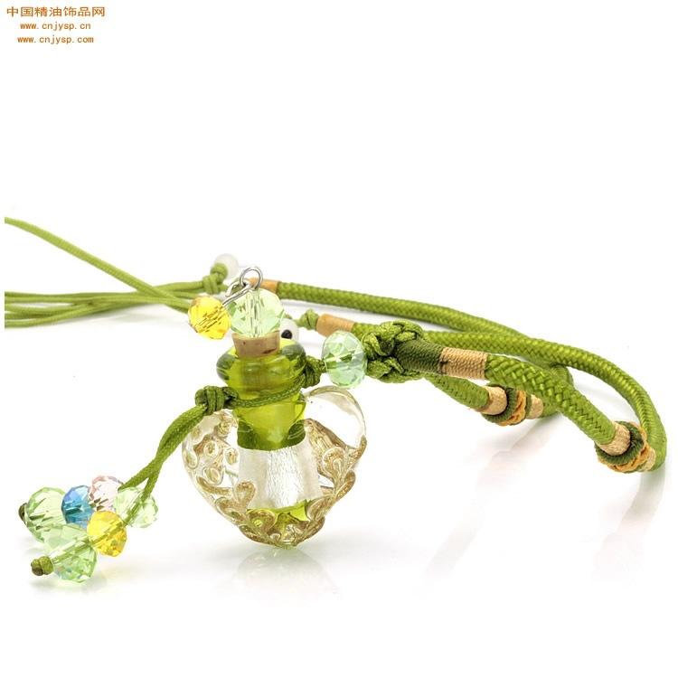 中国精油饰品网草绿色心形巴洛克双扣绳项链2.jpg