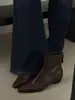 Estilo Old Money Quadrado Retrô Botas Curtas de Cano Curto Femininas Outono Inverno Novas Versáteis Couro Macio Salto Grosso Emagrecedor Fashionáveis Botas Curtas Femininas