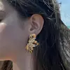 Pendientes Metálicos Transfronterizos, Flores Geométricas, Pendientes Brillantes Irregulares Plegados, Diseño Personalizado, Pendientes de Acero de Titanio Chapado en Oro