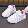 Zapatos de Moda con Suela de Goma para Niñas 2026 Primavera/Otoño Nuevos Zapatos Blancos Modernos Dulces Elegantes Versátiles Ligeros Zapatos Casuales