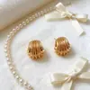 Pendientes geométricos simples, de lujo ligero, únicos, irregulares, de alta gama, moda transfronteriza europea y americana, nicho