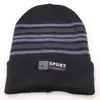 Gorro de punto de algodón puro a rayas al por mayor, gorro cálido a prueba de frío para otoño e invierno, gorro verde para hombres de mediana edad, ventas directas de fábrica