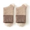 Calcetines de lana cálidos de invierno Zhuji Datang con forro de felpa gruesos de rizo hasta la pantorrilla calcetines de toalla para hombre de invierno venta al por mayor