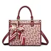 2026 Bolsas Nuevas Estampadas Retro para Mujer Bolsos de Hombro de Gran Capacidad Venta Caliente Transfronteriza Bolsos para Mujer de Comercio Exterior Modernos