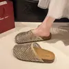 Meias Pantufas Femininas de Malha com Strass e Biqueira Aberta, Nova Moda Verão 2026 Sandálias Versáteis Slip-On Preguiçosas