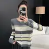 Nuevo cárdigan de punto a rayas de cuello redondo, suelto y casual, estilo coreano, para otoño e invierno, para mujer, top versátil tipo chaqueta suéter