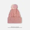 Gorro tejido para mujer de otoño e invierno, forrado de polar, con estampado jacquard, adecuado para actividades al aire libre, versátil para el uso diario, casual y para ir al trabajo.