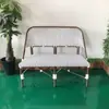 Mesas y Sillas Metálicas de Exterior para Villas, Patios, Hoteles y Casas de Huéspedes, Adecuadas para Ocio al Aire Libre, Jardines Exteriores y Cafeterías de Té con Leche, Muebles Impermeables y Resistentes al Sol