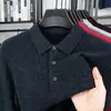 Camiseta de punto grueso de 450 g anti-pilling de alta torsión 100% lana color liso manga larga cuello camisero polo de punto