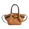 Bolso de Mano de Gamuza de Moda Estilo Coreano para Mujer 2025 Nuevo Modelo de Invierno Exquisito Versátil Ligero de Lujo Bolso de Hombro Cruzado