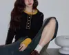 Camiseta estilosa preta com gola redonda e patchwork para mulheres, outono de 2025, de alta qualidade, elegante, acinturada, slim fit, manga longa