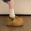 Sapatos estilo Birkenstock com plataforma em camurça retrô para mulheres, novos mocassins slip-on de sola macia para o outono de 2026
