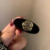 Nuevo estilo pinza metálica de camelia para el pelo accesorio para el cabello tocado temperamento tamaño pequeño otoño e invierno pinza de terciopelo