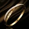 Pulseira de Aço Titânio, Pulseira de Letras Romanas de Alto Padrão Transfronteiriça, Pulseira Feminina Totalmente cravejada, Pulseira Versátil de Aço Inoxidável que Não Desbota