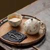 Conjunto de chá de cerâmica série glicínia pintado à mão com glacê de caramelo: gaiwan, bule, xícara de chá de mão, xícara do mestre, suporte para xícara de chá e xícara de justiça