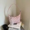 Bolsa Pequena Feminina Transfronteiriça 2026 Nova Bolsa de Ombro/Axila de Nicho Bolsa de Mão Acolchoada com Corrente Versátil Bolsa Transversal