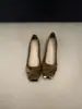 Diseñados con punta cuadrada y tacón bajo plano, Zapatos Nuevos de Primavera y Otoño para Mujer que Combinan con Faldas, Elegantes Zapatos de Abuela
