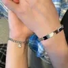 Imán de Amor Pulsera Atractiva Estilo Ins Regalo para Novia Amante Tono Vibrante Mismo Estilo Marca NK Cuadrada Grabado Pulsera de Pareja