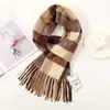 Bufanda de Imitación Cachemir Nueva para Otoño e Invierno para Mujer Estilo Coreano de Gama Alta Versátil Rayada Cálida Bufanda de Pareja Venta al por Mayor