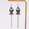 Conjunto de Pendientes y Collar de Metal Hueco Estilo Europeo Versátil Colgante de Pendiente Largo con Borla Cadena para Clavícula Venta al por Mayor