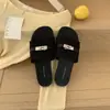 Sandalias de playa con hebilla, estilo old money, de suela plana, nuevas sandalias de verano para mujer, elegantes, para exteriores, frescas y cómodas, 2026