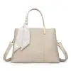 Bolso Bordado de Patchwork Estilo Chino de Moda Bolso de Mujer Modelo Nuevo 2025 con Bufanda Versátil Bolso de Hombro Cruzado para Mujer