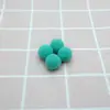 Paquete pequeño en stock Bola de pelo de alta elasticidad Bola pequeña de pelo de poliéster Bola de felpa colorida Bola de pelo hecha a mano accesorio de bola de pelusa para DIY