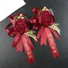 Ramillete Broche de Boda Conjunto Completo de Ramillete para Novio y Novia Padres Conjunto Familiar de Flores Borgoña Dama de Honor y Padrino