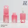 Jinze Pedido Tubo Rosa Degradê Coração Vazado Tampa Espessa Bastão com Pincel Espesso Tubo de Gloss com Corrente/Sem Corrente Material de Embalagem Plástica