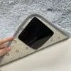 Adesivos Antiderrapantes para Tapetes, Sem Marcas e Removíveis, Podem Ser Usados Repetidamente, Pastilhas Antiderrapantes Quadradas para Fixação de Tapetes, Atacado de Fabricantes