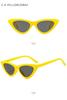 Venta al por Mayor de Frecuencia Cruzada 2022 Nuevas Gafas de Sol Moda Europea y Americana Retro Triángulo Cuadrado Marco Pequeño Gafas de Sol para Mujer Modernas