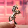 Unicornio de pie de latón puro caballo del zodiaco regalo cultural vintage decoración mascota de té de escritorio artesanía adorno de cobre