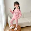 Conjunto lindo de primavera y otoño para niñas con top de manga larga y pantalones largos, pijama de dibujos animados, ropa de casa de verano con aire acondicionado para bebé, conjunto de ropa para niños