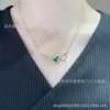 Versão High-End Kirin Ouro 18K Ágata Vermelha Colar Brincos de Cabacinha Brincos de Ágata Vermelha para Mulheres Brincos Cravejados de Diamantes Pingente Corrente para Clavícula