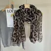 Lenço Floral de Algodão e Linho para Mulheres 2024 Outono e Inverno Novo Estilo Literário Retrô Fino Lenço de Seda Costura em Cor Contrastante
