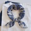 Nuevo Pañuelo Cuadrado Pequeño Rojo Retro para Mujer 58x58cm Tacto de Algodón y Lino Transpirable y Hermoso Pañuelo de Primavera y Otoño Pañuelo para la Cabeza para Fotos