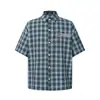 Camisa de Manga Corta a Cuadros con Bordado de Letras Estilo Americano Verano para Hombre Vibe Trendy Casual de Calle Corte Holgado Versátil