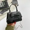 Bolsa estilosa e moderna com laço, de nicho, para mulheres, nova moda, bolsa transversal versátil, bolsa de mão de cor sólida para sair